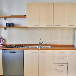 https://apartman-nana-mija.hotelinzadar.com