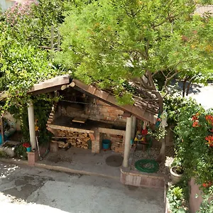 https://wolverine-residence.hotelinzadar.com